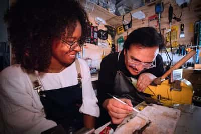 Taller de Joyería: Crea Tus Argollas en Pareja