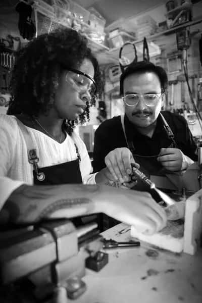 Taller de Joyería: Crea Tus Argollas en Pareja