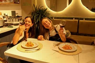 Taller de Pasta Fresca, Serenata y Vino 