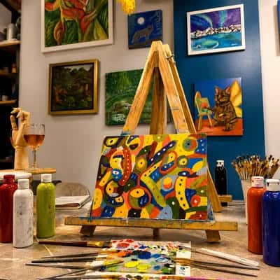 Cerámica Creativa: Pinta y Relájate