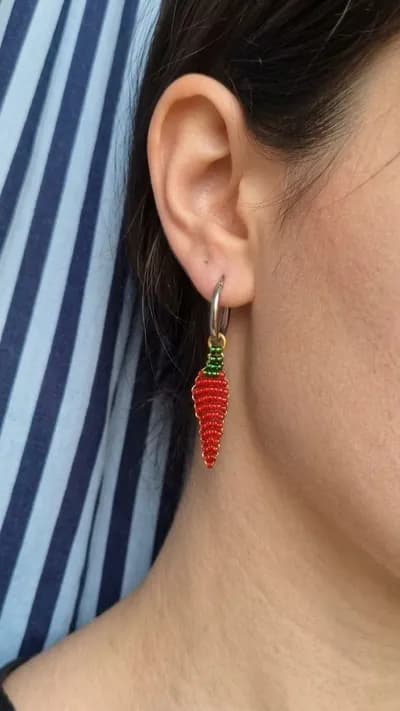 Taller de Aretes en Chaquiras: Diseña el Tuyo Desde Cero